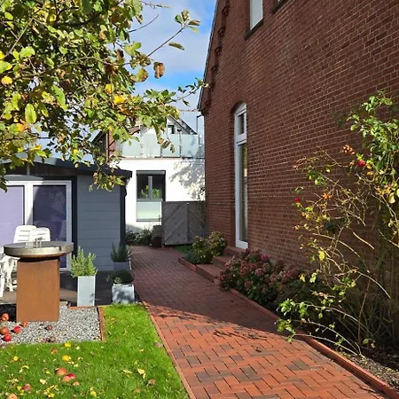 Nr 10 - Bahnhofstrasse * كاروليننسيل